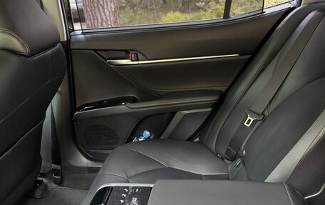 Toyota Camry, 2019 год, 3 150 000 рублей, 13 фотография