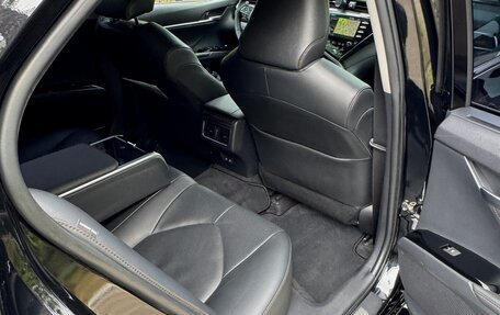 Toyota Camry, 2019 год, 3 150 000 рублей, 11 фотография
