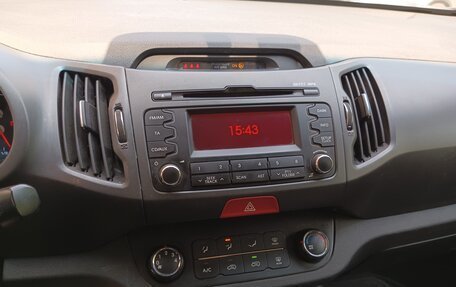 KIA Sportage III, 2010 год, 900 000 рублей, 5 фотография