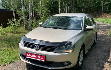 Volkswagen Jetta VI, 2012 год, 725 000 рублей, 1 фотография