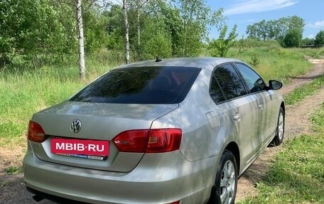 Volkswagen Jetta VI, 2012 год, 725 000 рублей, 4 фотография