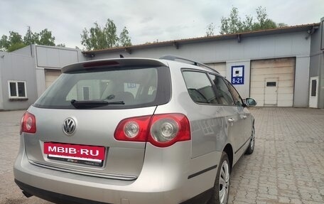 Volkswagen Passat B6, 2010 год, 850 000 рублей, 2 фотография