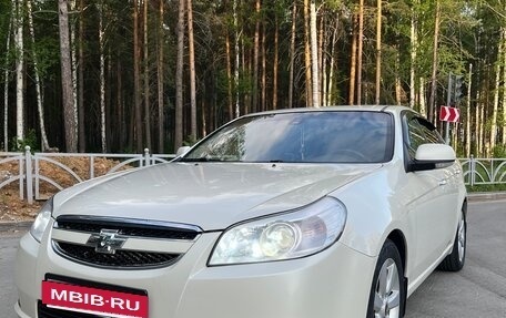 Chevrolet Epica, 2012 год, 800 000 рублей, 15 фотография