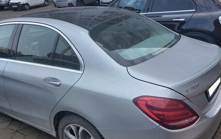 Mercedes-Benz C-Класс, 2017 год, 3 000 000 рублей, 4 фотография