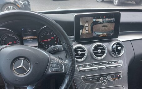 Mercedes-Benz C-Класс, 2017 год, 3 000 000 рублей, 13 фотография