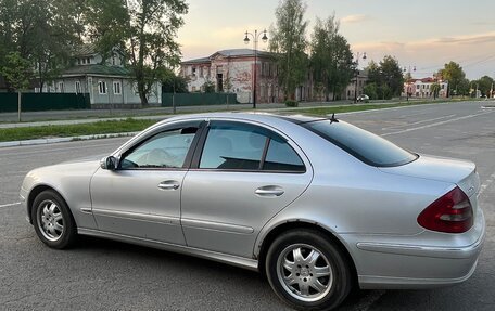 Mercedes-Benz E-Класс, 2005 год, 770 000 рублей, 9 фотография