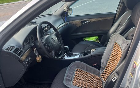 Mercedes-Benz E-Класс, 2005 год, 770 000 рублей, 12 фотография