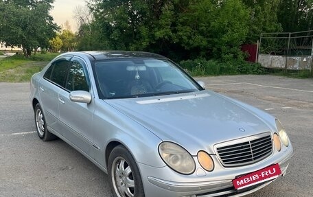 Mercedes-Benz E-Класс, 2005 год, 770 000 рублей, 3 фотография