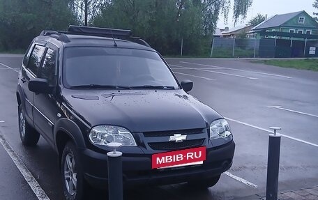 Chevrolet Niva I рестайлинг, 2010 год, 530 000 рублей, 6 фотография