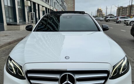 Mercedes-Benz E-Класс, 2016 год, 3 190 000 рублей, 1 фотография