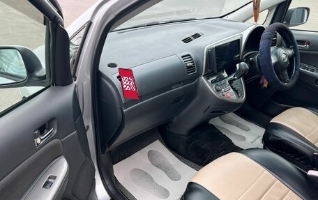 Toyota Wish II, 2003 год, 859 000 рублей, 12 фотография