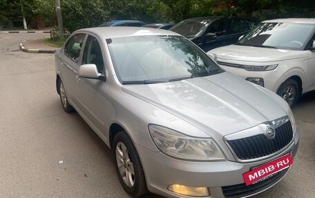 Skoda Octavia, 2010 год, 800 000 рублей, 2 фотография