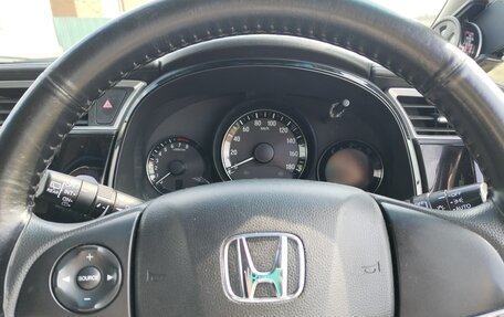 Honda Shuttle II, 2016 год, 1 180 000 рублей, 2 фотография