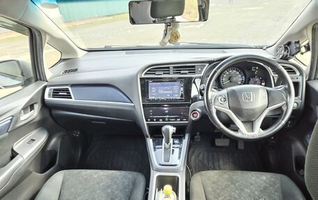 Honda Shuttle II, 2016 год, 1 180 000 рублей, 10 фотография