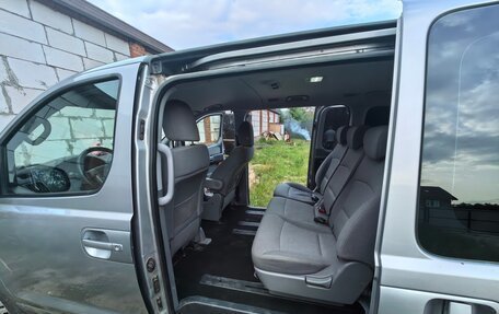 Hyundai H-1 II рестайлинг, 2019 год, 2 592 000 рублей, 18 фотография