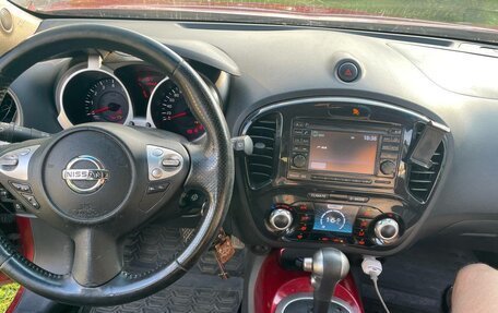 Nissan Juke II, 2011 год, 800 000 рублей, 10 фотография