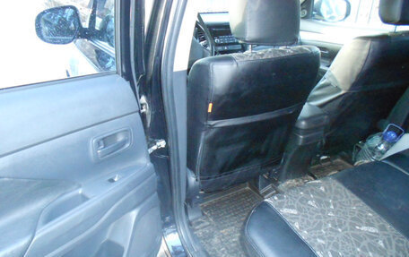 Mitsubishi Outlander III рестайлинг 3, 2013 год, 999 999 рублей, 4 фотография