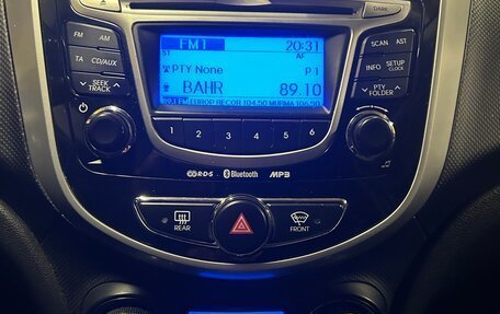 Hyundai Solaris II рестайлинг, 2011 год, 850 000 рублей, 13 фотография