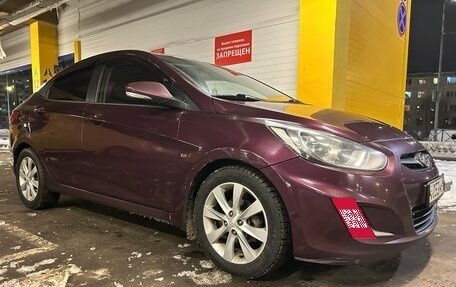 Hyundai Solaris II рестайлинг, 2011 год, 850 000 рублей, 4 фотография