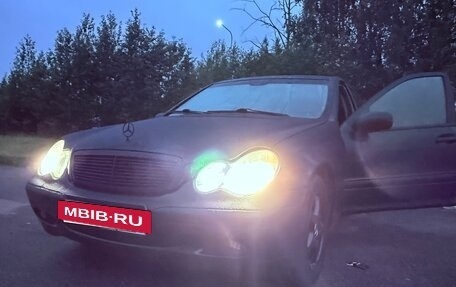 Mercedes-Benz C-Класс, 2002 год, 450 000 рублей, 17 фотография