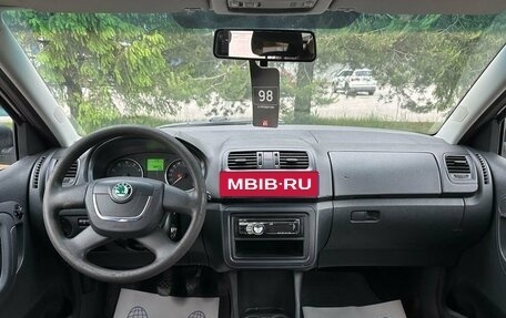 Skoda Fabia II, 2011 год, 329 000 рублей, 14 фотография