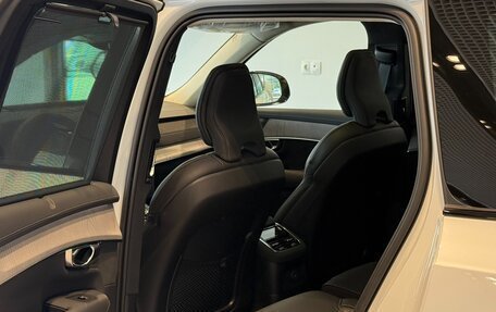 Volvo XC90 II рестайлинг, 2024 год, 12 200 000 рублей, 16 фотография
