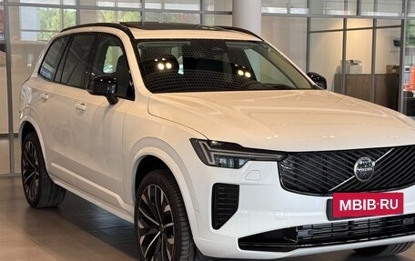Volvo XC90 II рестайлинг, 2024 год, 12 200 000 рублей, 3 фотография