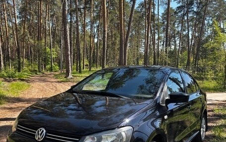Volkswagen Polo VI (EU Market), 2013 год, 880 000 рублей, 2 фотография