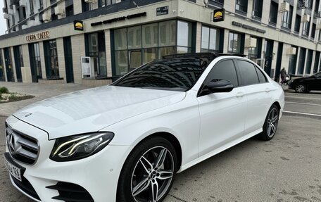 Mercedes-Benz E-Класс, 2016 год, 3 190 000 рублей, 8 фотография