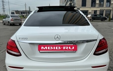 Mercedes-Benz E-Класс, 2016 год, 3 190 000 рублей, 5 фотография