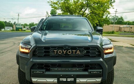 Toyota 4Runner, 2025 год, 12 650 000 рублей, 2 фотография