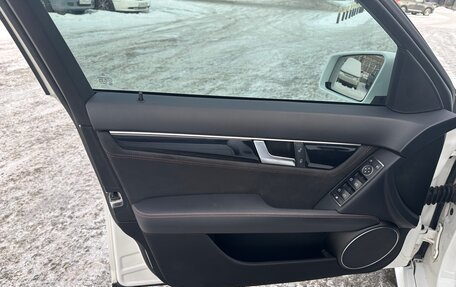 Mercedes-Benz C-Класс, 2012 год, 1 950 000 рублей, 15 фотография