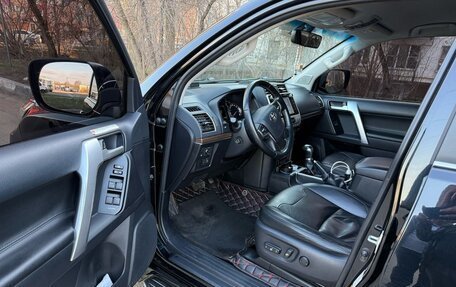 Toyota Land Cruiser Prado 150 рестайлинг 2, 2019 год, 4 400 000 рублей, 4 фотография