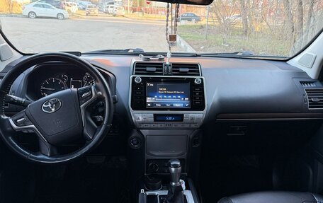 Toyota Land Cruiser Prado 150 рестайлинг 2, 2019 год, 4 400 000 рублей, 7 фотография