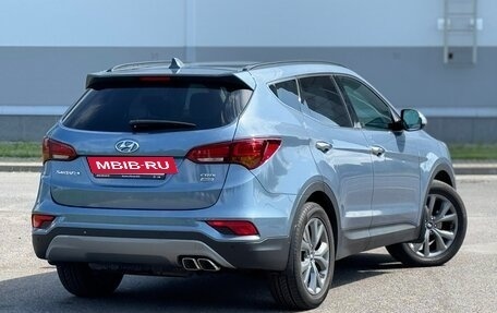 Hyundai Santa Fe III рестайлинг, 2017 год, 2 415 000 рублей, 2 фотография