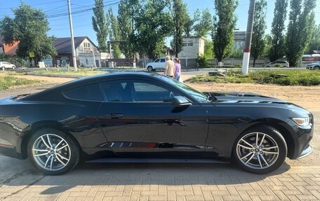Ford Mustang VI рестайлинг, 2017 год, 2 800 000 рублей, 2 фотография