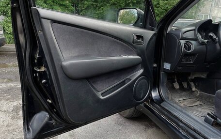 Mitsubishi Outlander III рестайлинг 3, 2004 год, 530 000 рублей, 29 фотография