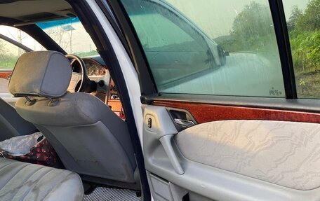 Mercedes-Benz E-Класс, 1997 год, 150 000 рублей, 3 фотография