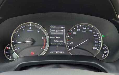 Lexus RX IV рестайлинг, 2018 год, 4 600 000 рублей, 18 фотография