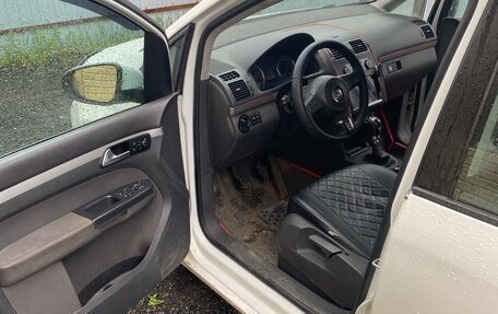 Volkswagen Touran III, 2014 год, 780 000 рублей, 8 фотография