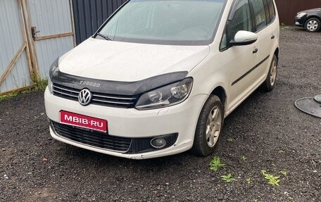 Volkswagen Touran III, 2014 год, 780 000 рублей, 2 фотография
