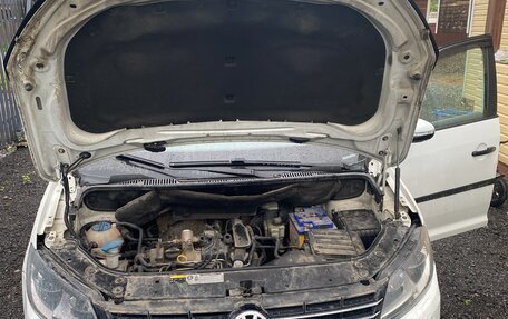 Volkswagen Touran III, 2014 год, 780 000 рублей, 10 фотография