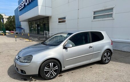 Volkswagen Golf V, 2004 год, 470 000 рублей, 2 фотография