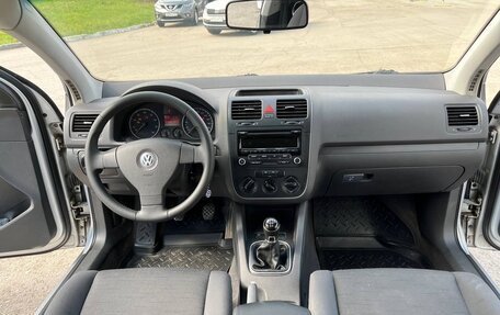 Volkswagen Golf V, 2004 год, 470 000 рублей, 8 фотография