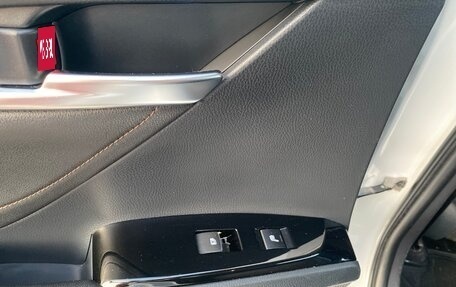 Toyota Camry, 2018 год, 2 650 000 рублей, 16 фотография