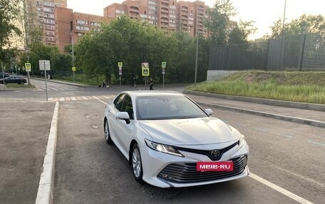 Toyota Camry, 2018 год, 2 650 000 рублей, 11 фотография