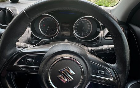 Suzuki Swift V, 2018 год, 1 070 000 рублей, 1 фотография