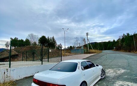 Toyota Cresta, 1993 год, 490 000 рублей, 2 фотография