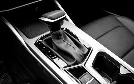 Geely Emgrand, 2024 год, 2 637 351 рублей, 19 фотография
