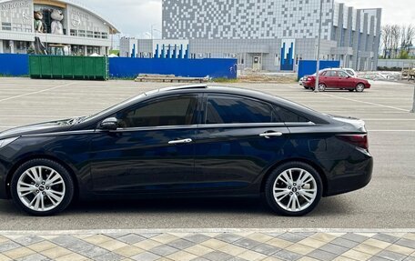 Hyundai Sonata VI, 2011 год, 1 200 000 рублей, 2 фотография